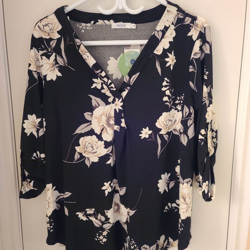 Ricki's Floral Blouse
